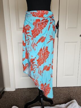 Cupshe Turquoise and Red Floral Tie Sarong Style Skirt